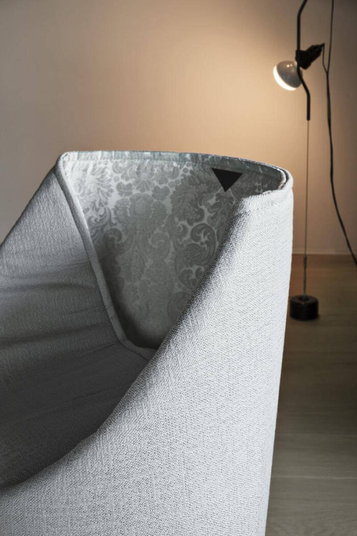 Pila 47 Armchair