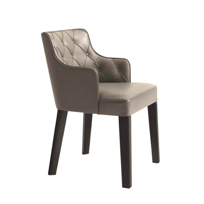 Royale Capitonne Chair