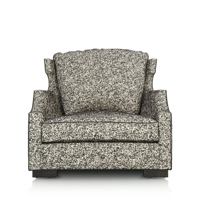 L'Excessif Armchair